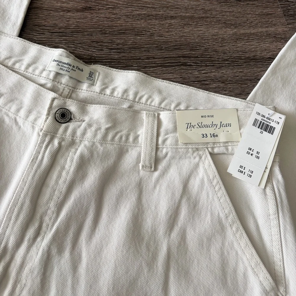 Abercrombie & Fitch Off-White Mid-Rise Slouchy Jeans - Picture 2 of 6